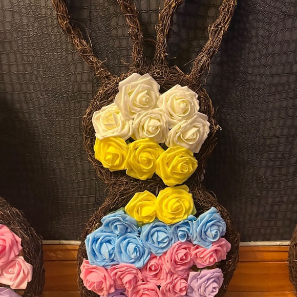 Wicker Rose Bunny Rabbits- 1 per order - Picture 2 of 3